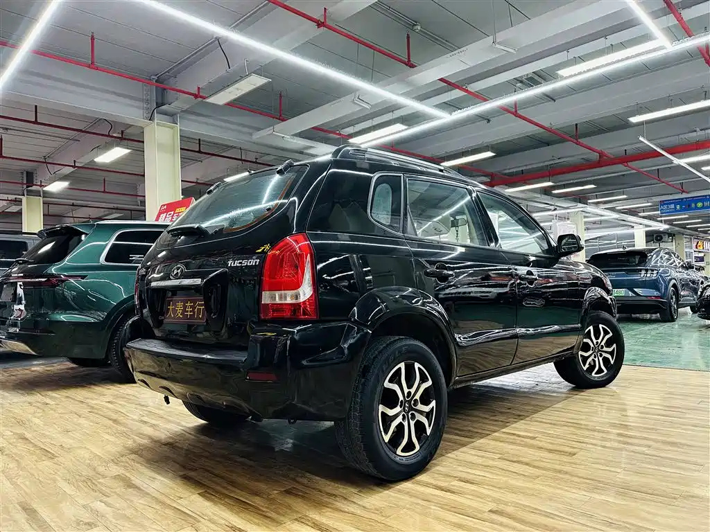 HYUNDAI TUCSON 2013
