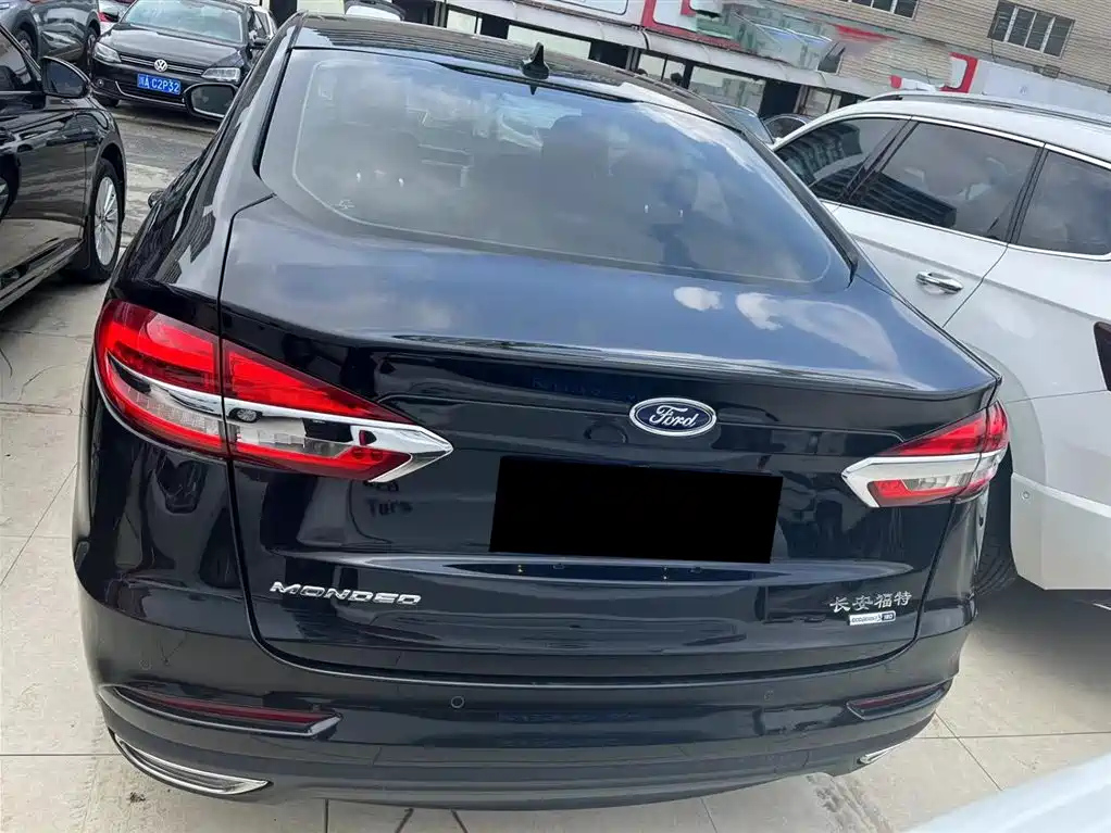 FORD MONDEO 2021