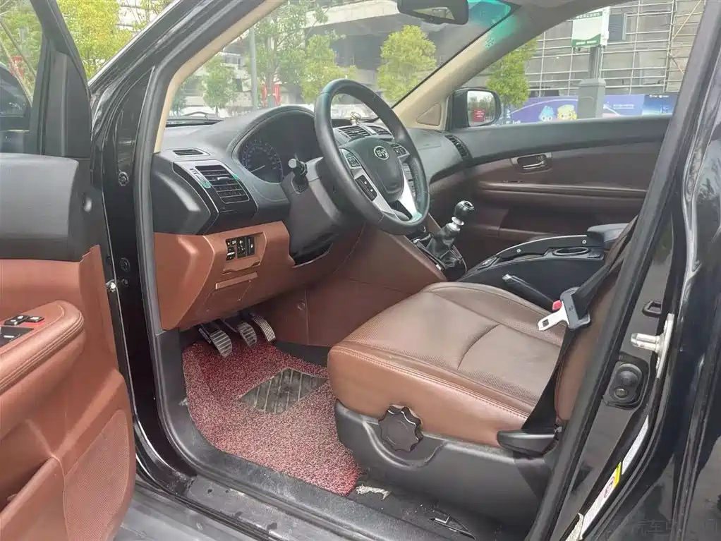 BYD S6 2015