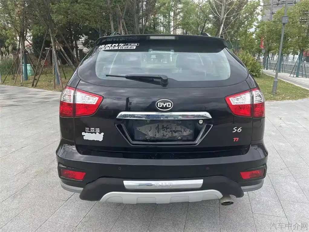BYD S6 2015