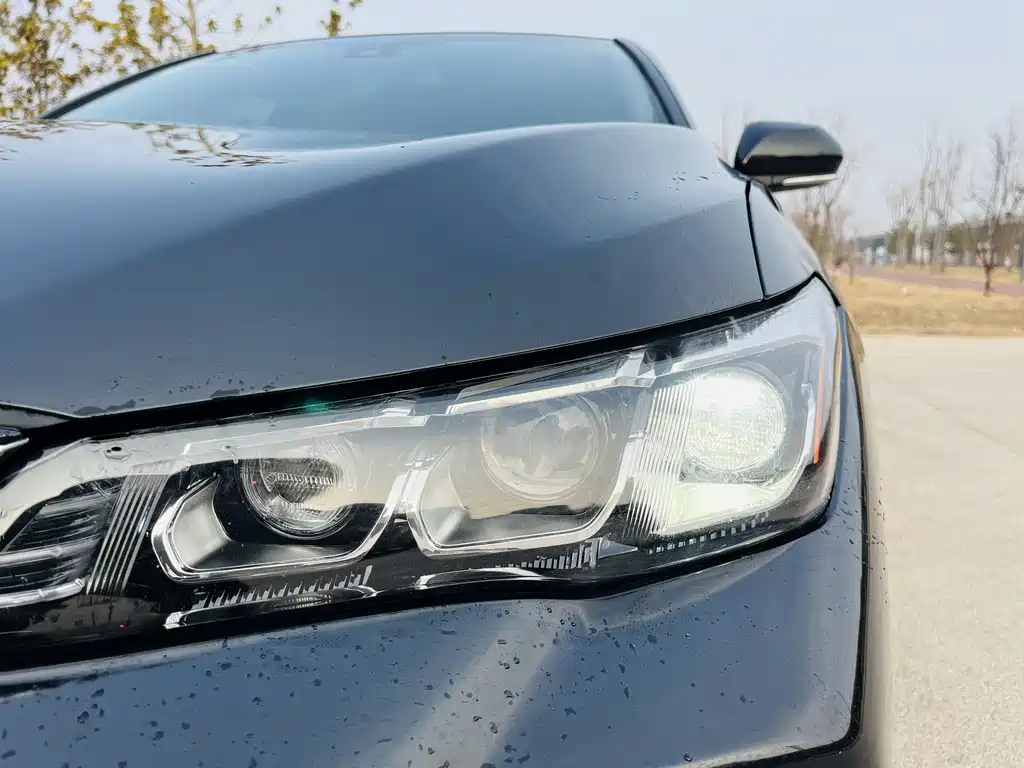 TOYOTA AVALON 2021