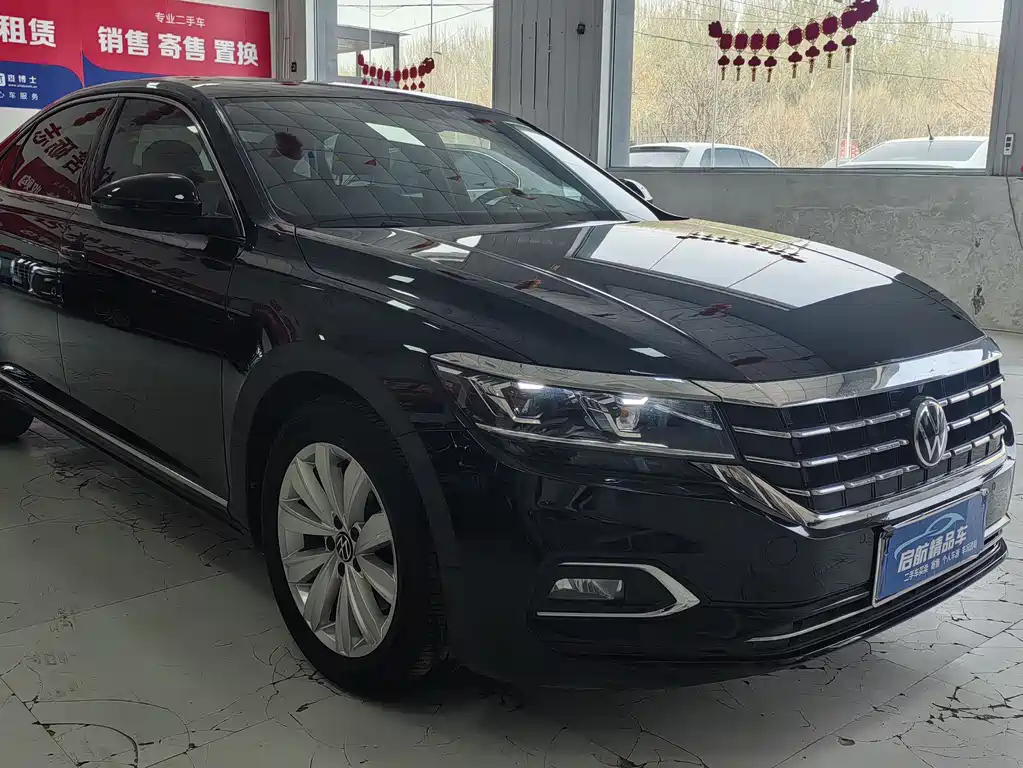 VOLKSWAGEN PASSAT 2021