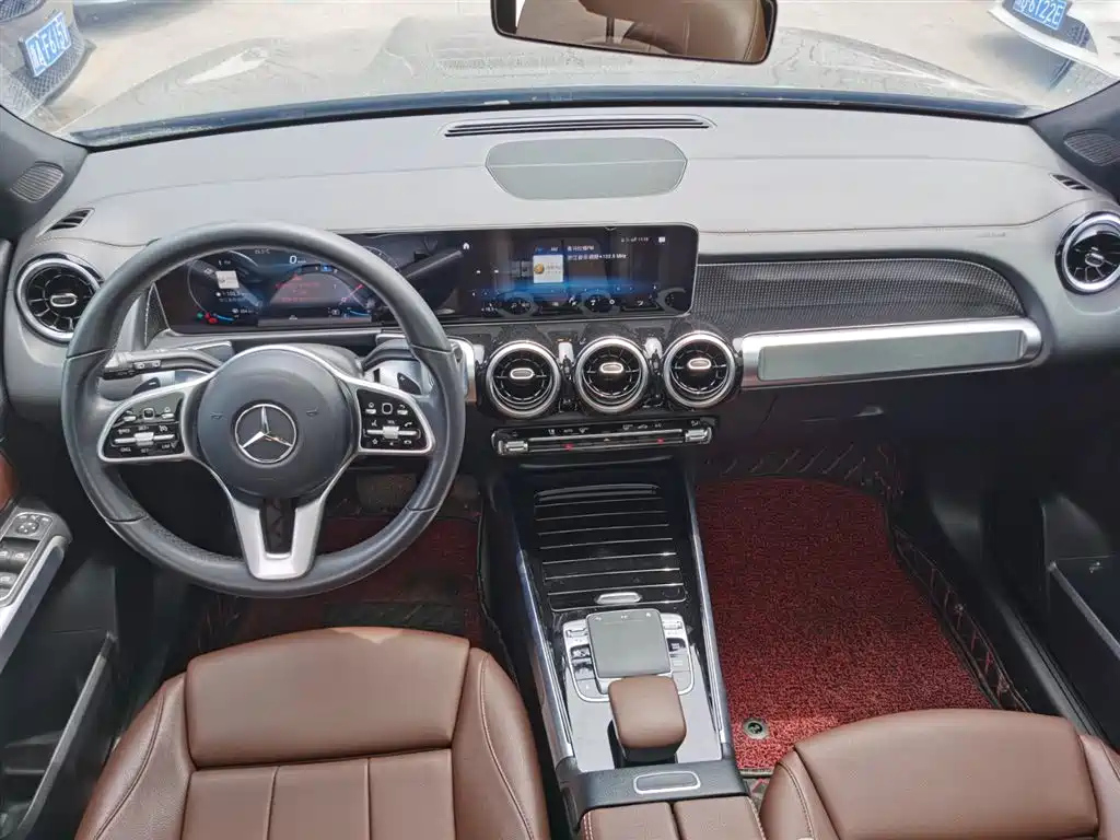 MERCEDES BENZ GLB 2020