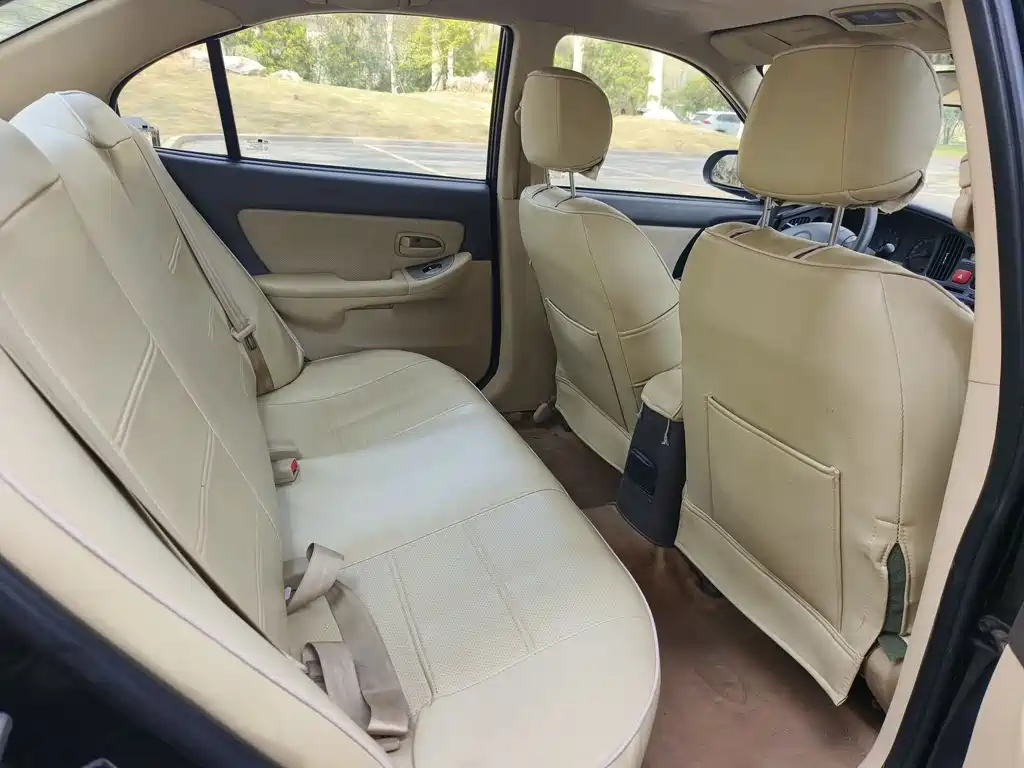 HYUNDAI ELANTRA 2012