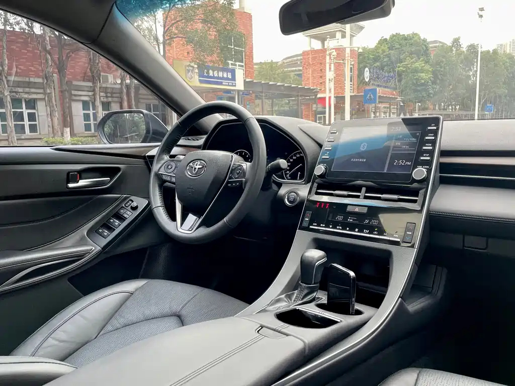 TOYOTA AVALON 2021
