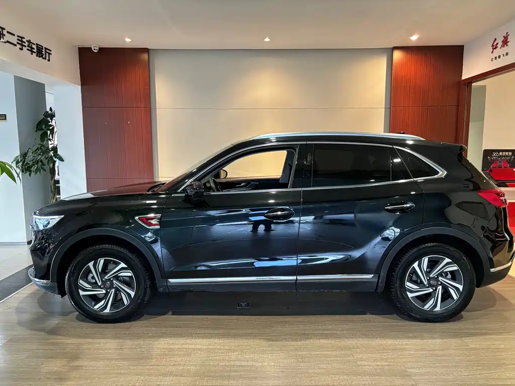 HONGQI HS5 2023