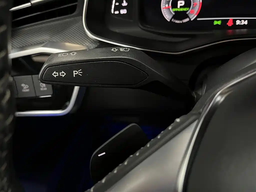 AUDI A6L 2020