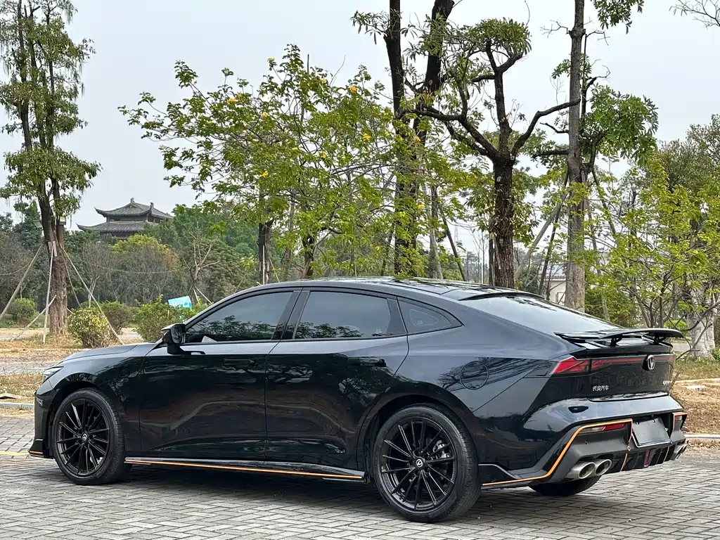 CHANGAN UNI-V 2023