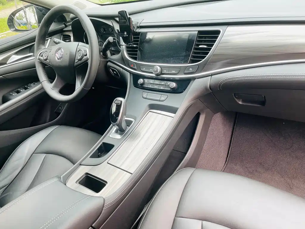 BUICK LACROSSE 2021