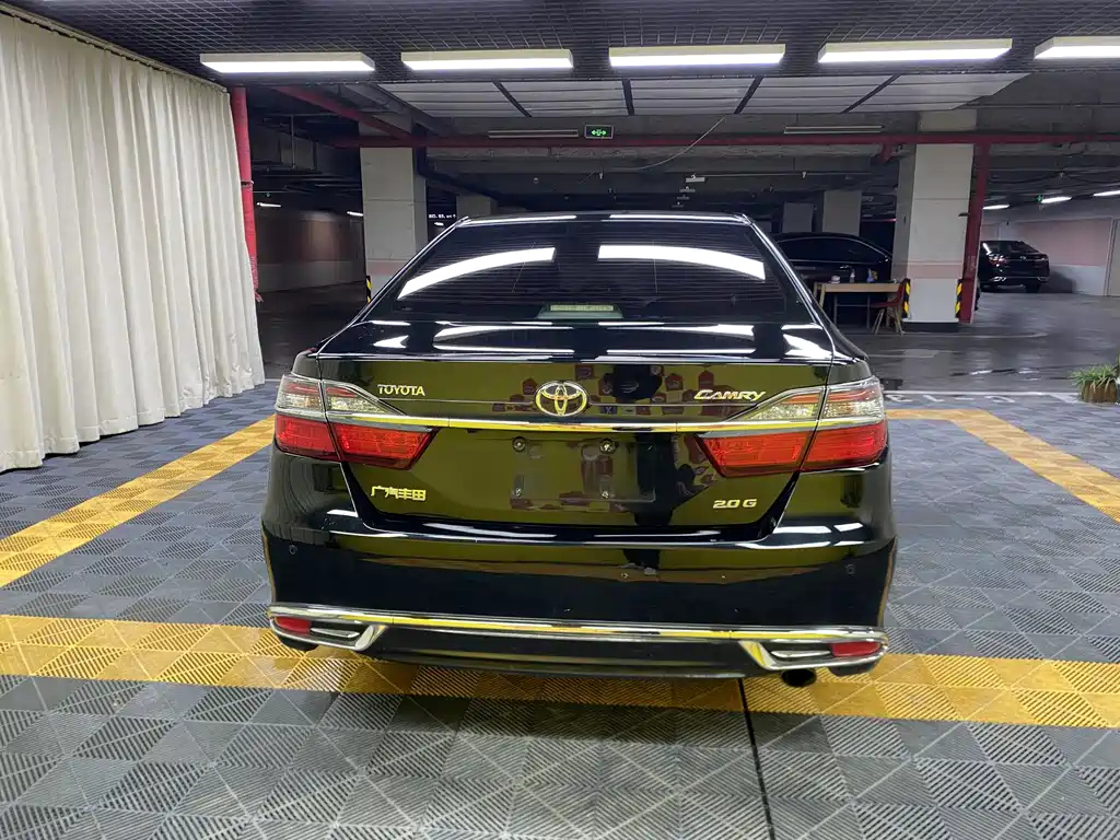 TOYOTA CAMRY 2017