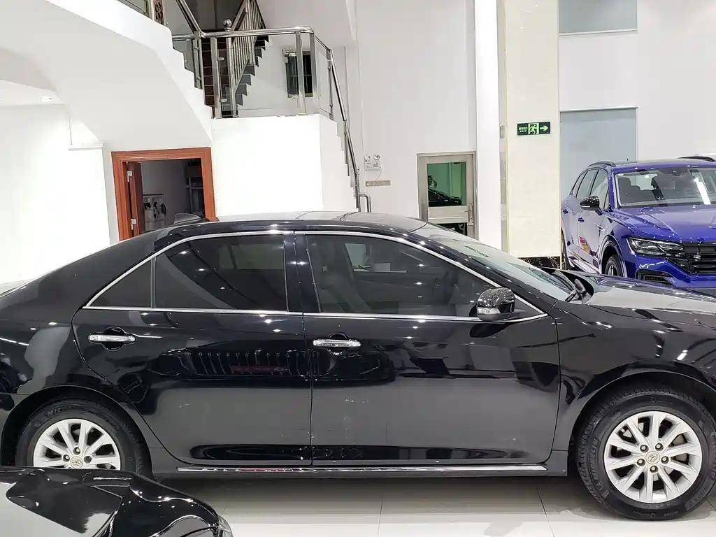 TOYOTA CAMRY 2013