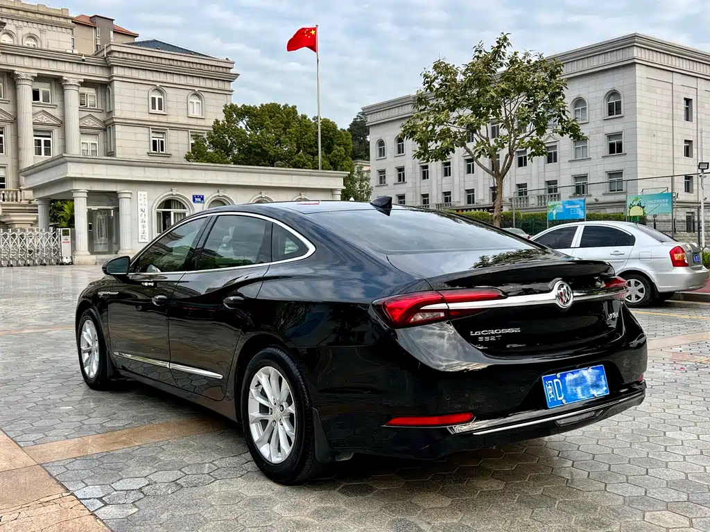 BUICK LACROSSE 2022