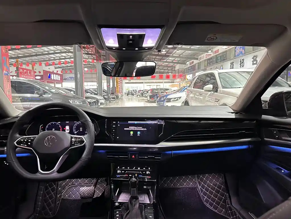 VOLKSWAGEN PASSAT 2022