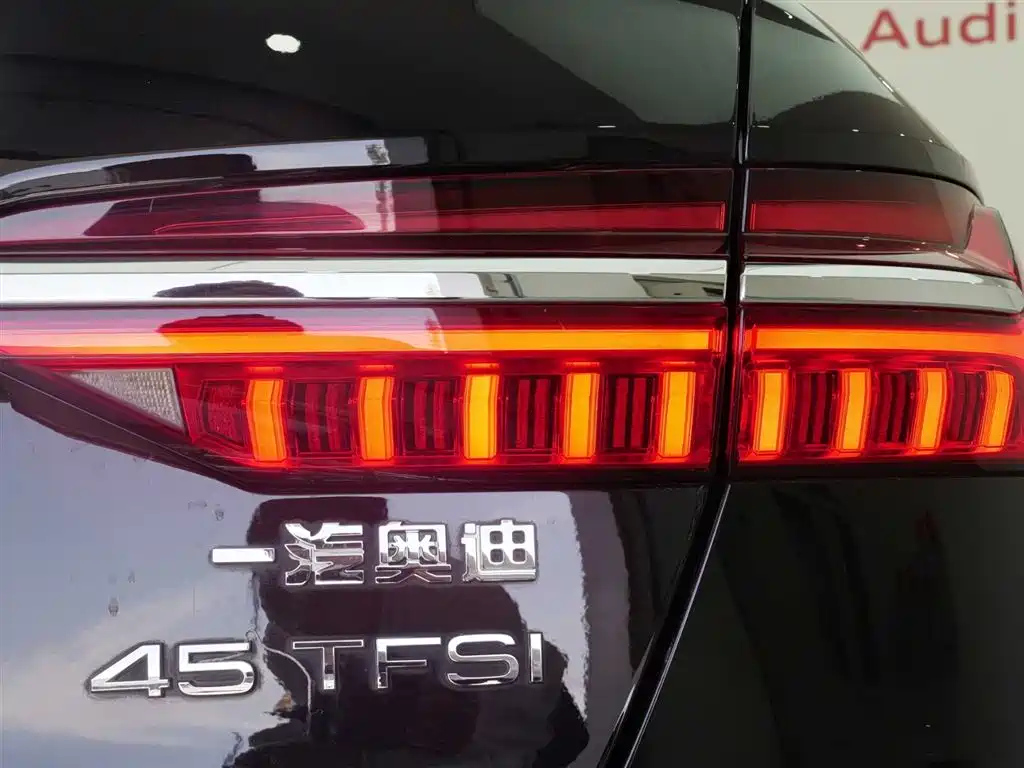 AUDI A6L 2021