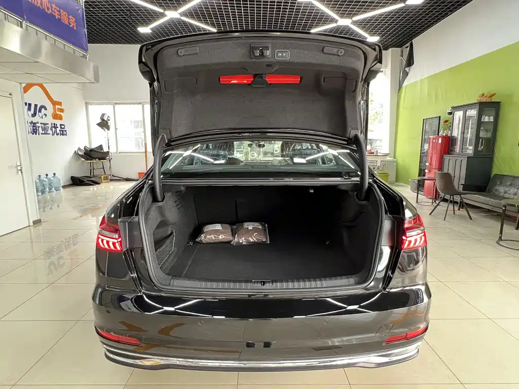 AUDI A6L 2024