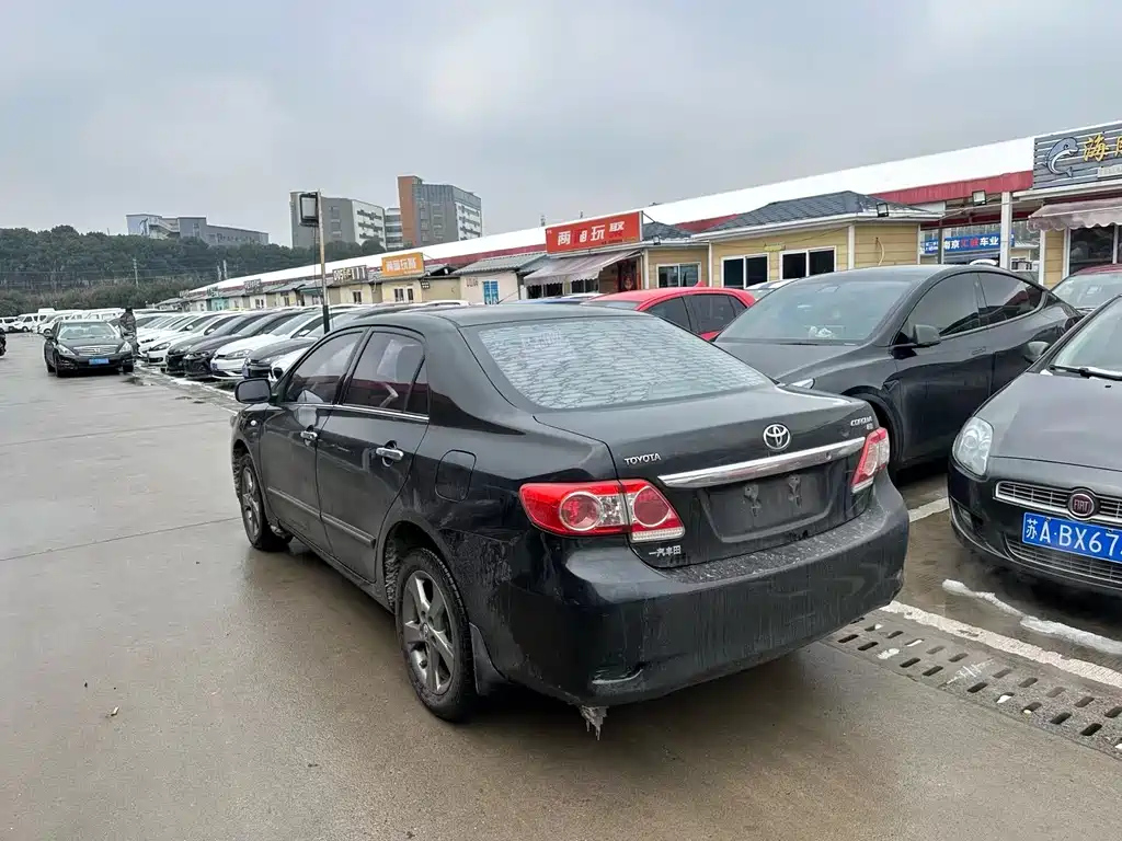TOYOTA COROLLA 2014