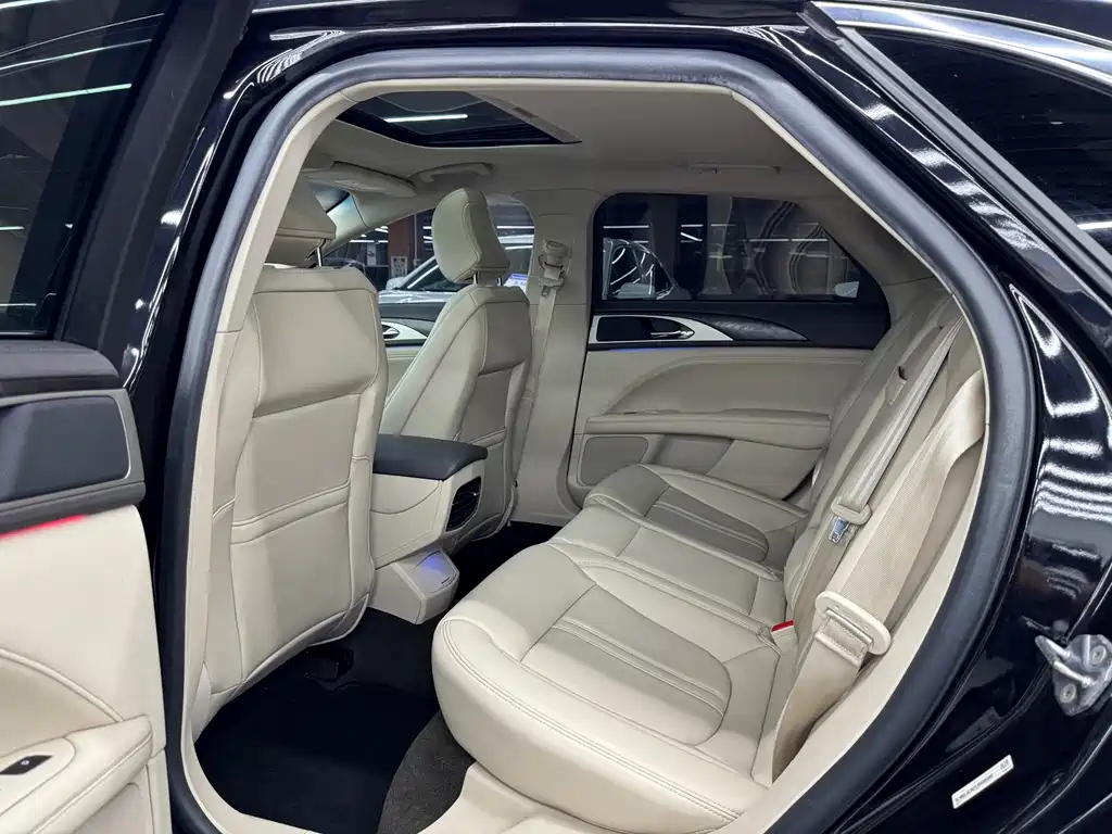 LINCOLN MKZ 2020
