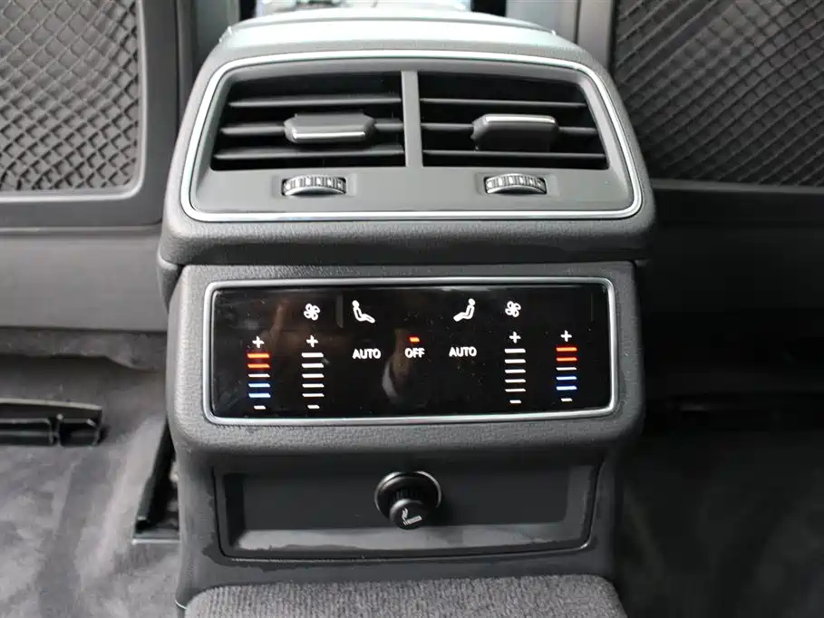 AUDI A6L 2021