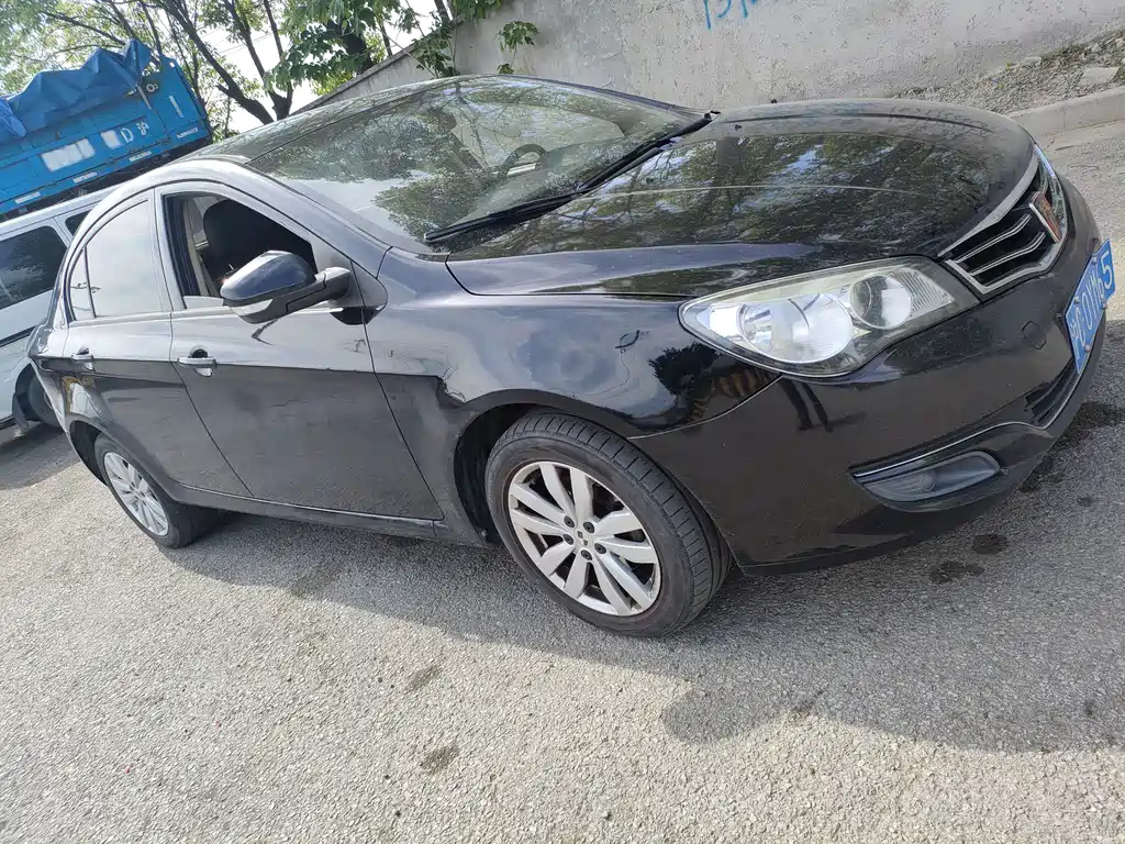 ROEWE 350 2015
