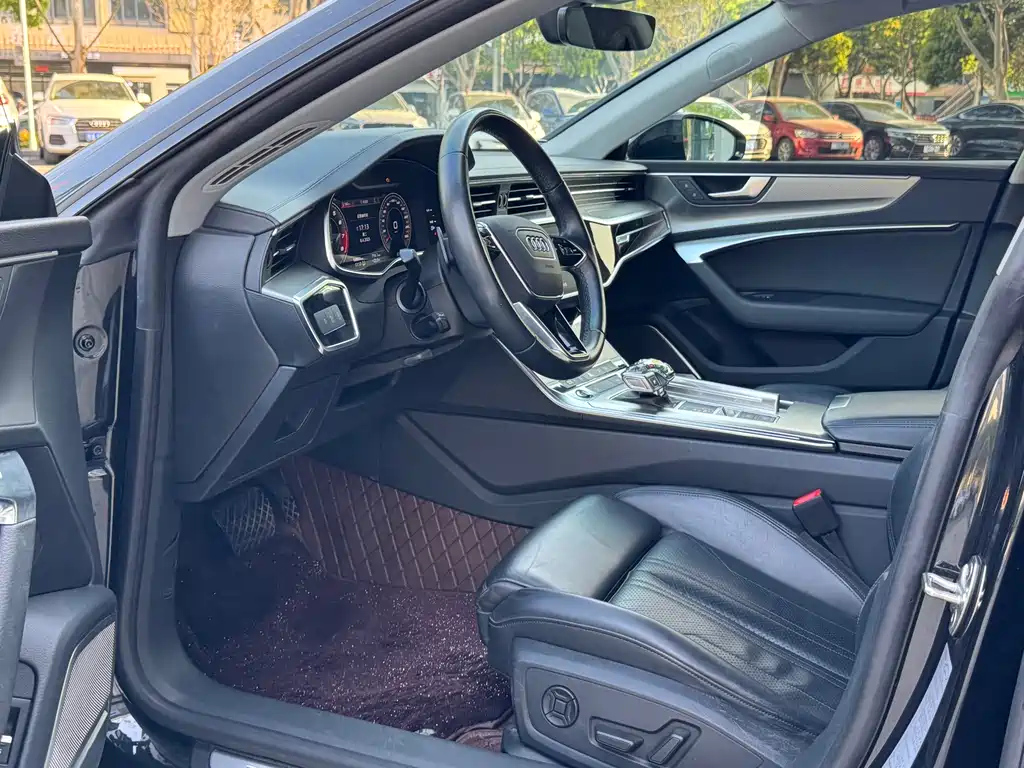 AUDI A7 2021