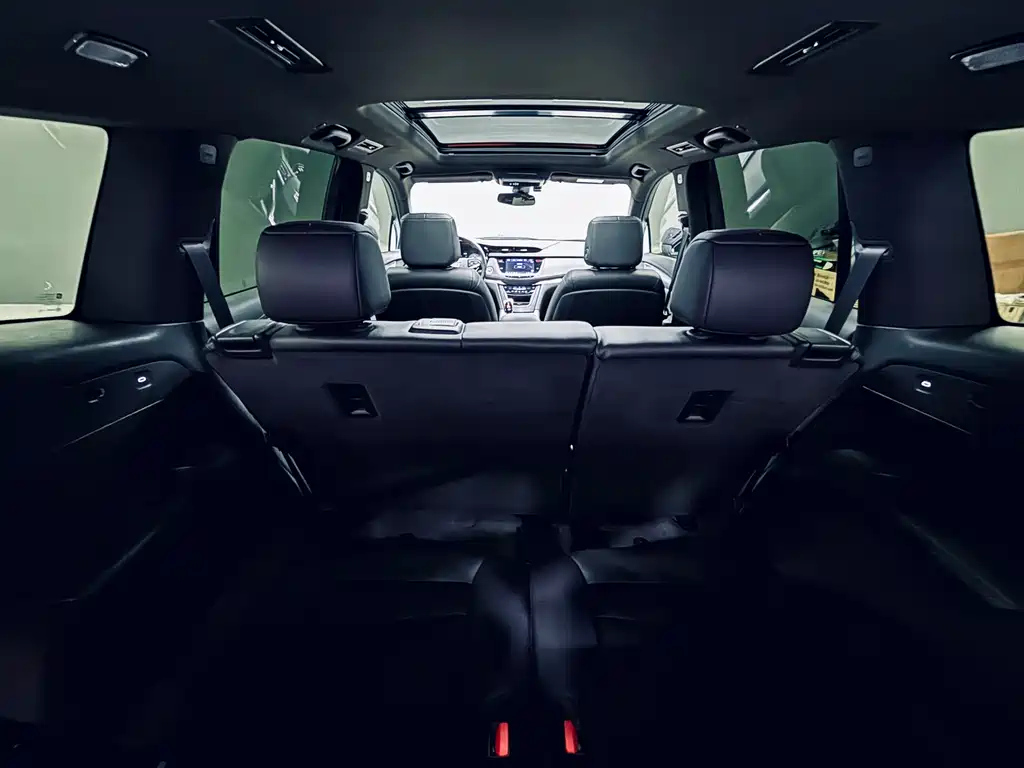 CADILLAC XT6 2021