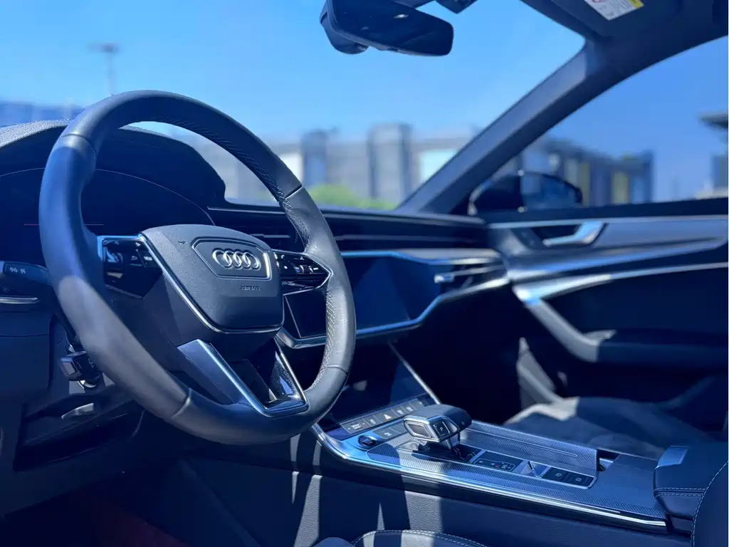 AUDI A6L 2021
