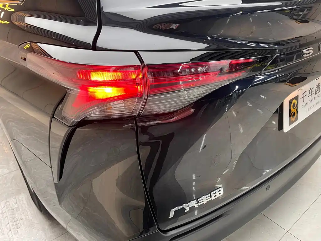 TOYOTA SIENNA SIENNA 2023