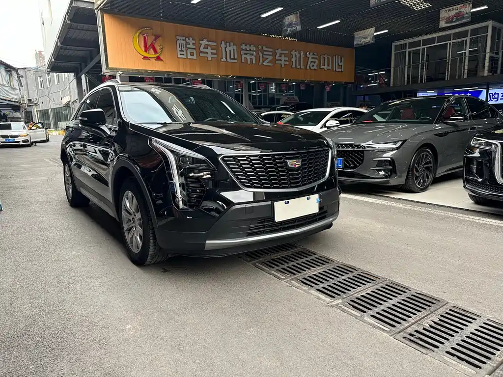 CADILLAC XT4 2021