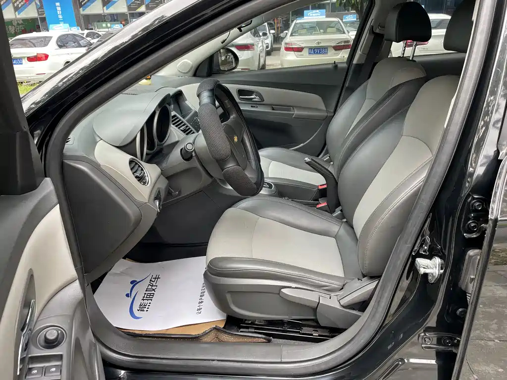 CHEVROLET CRUZE 2013