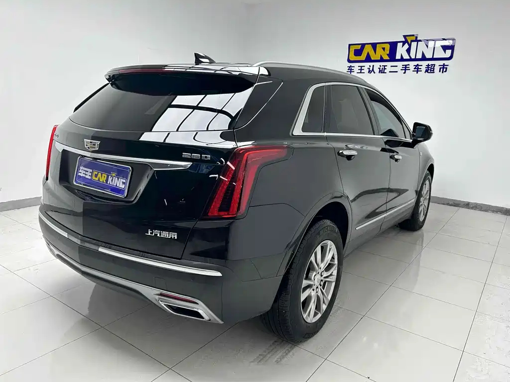 CADILLAC XT5 2021