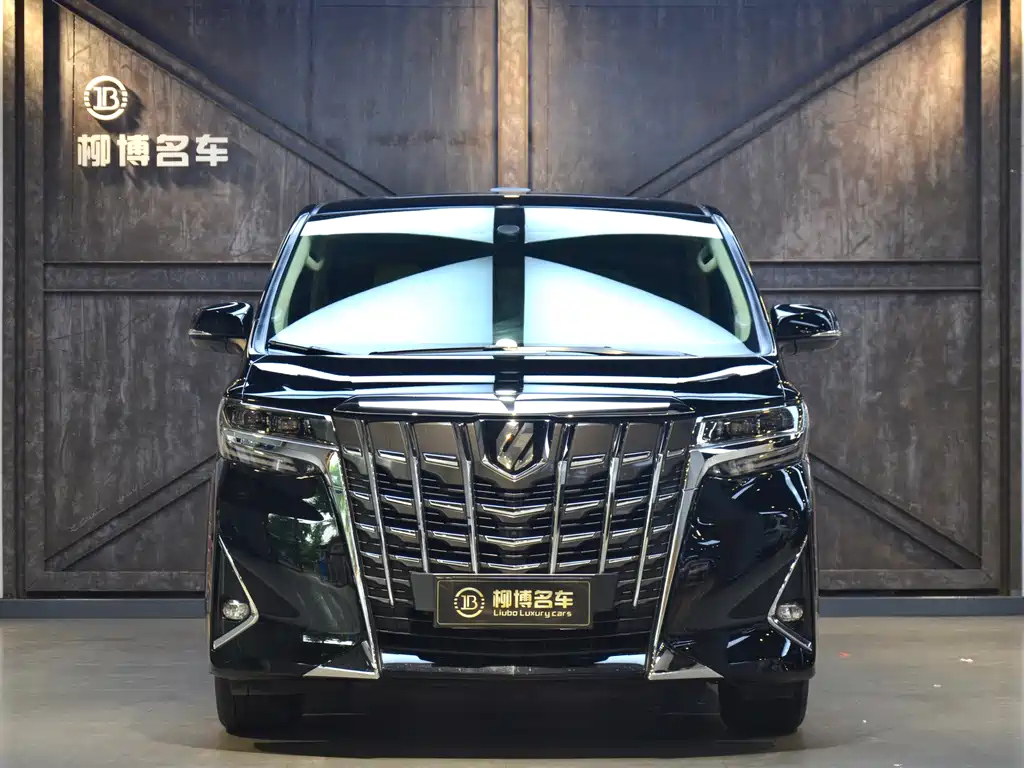 TOYOTA ALPHARD 2018