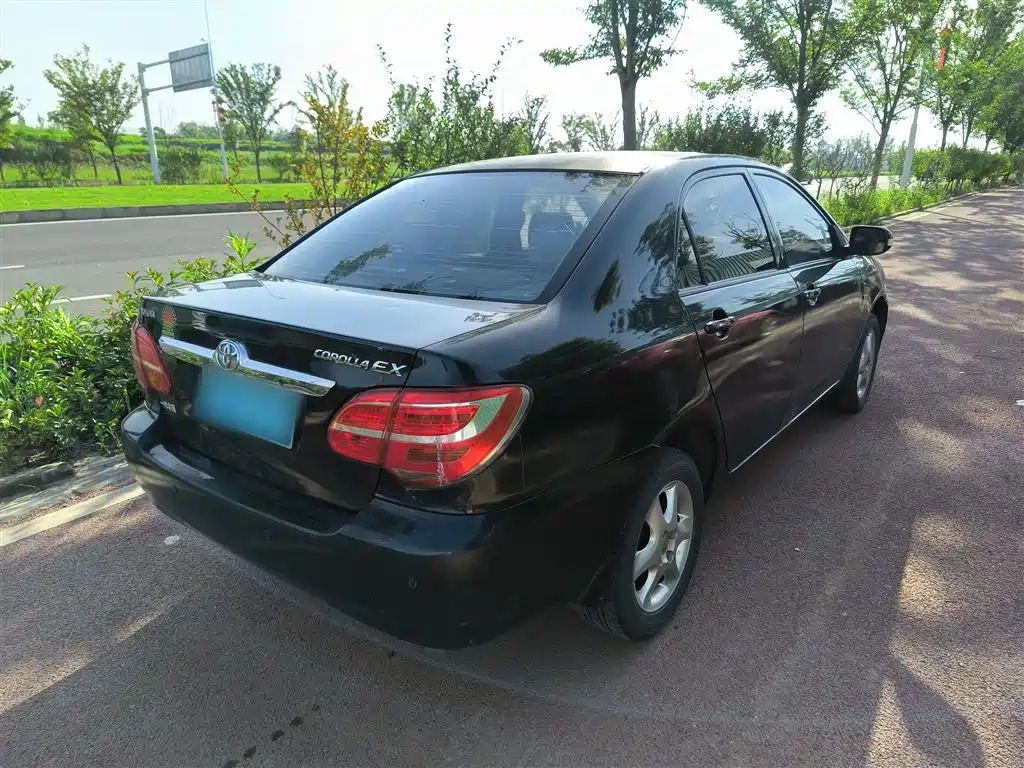 TOYOTA COROLLA 2013