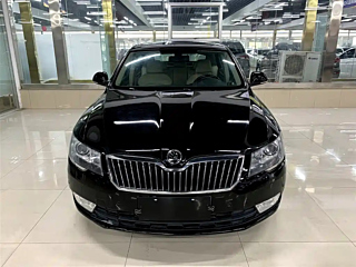 SKODA SUPERB 2013