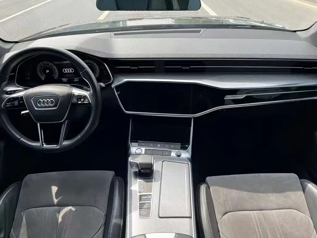 AUDI A6L 2020