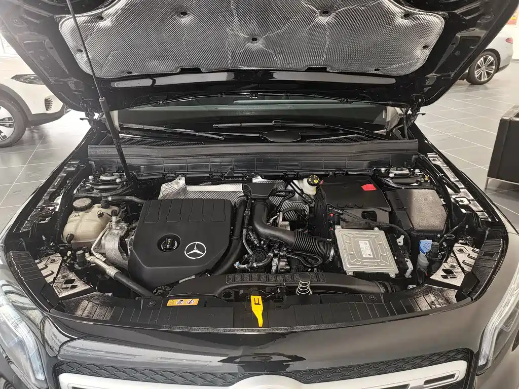 MERCEDES BENZ GLB 2022