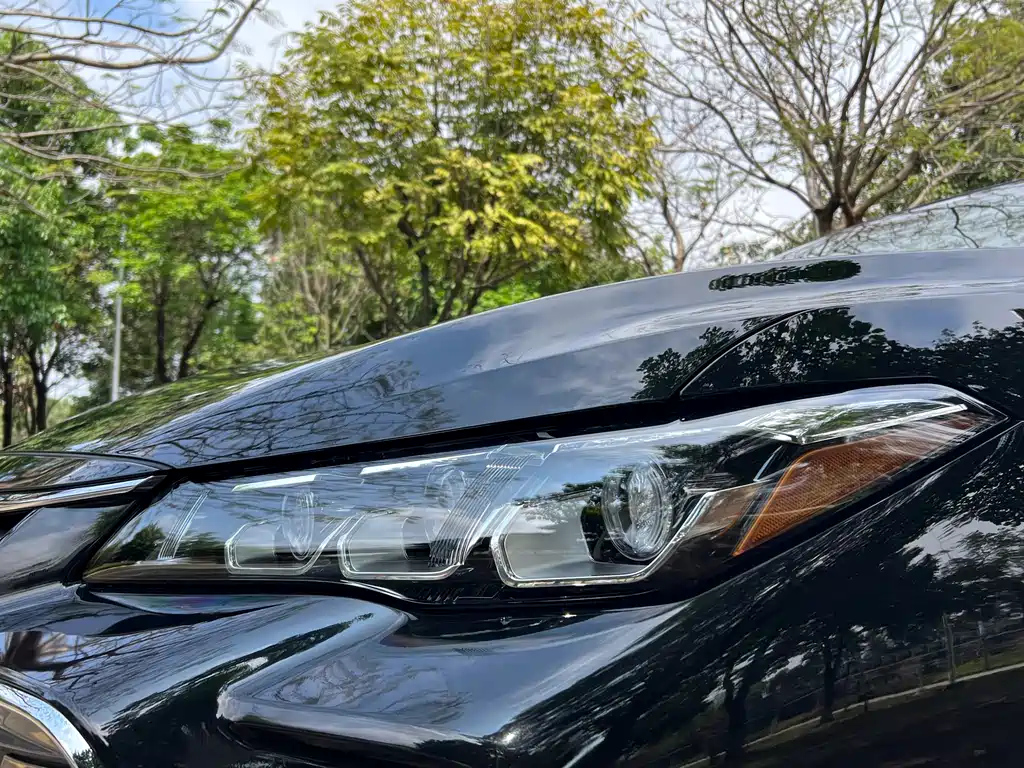 TOYOTA AVALON 2020