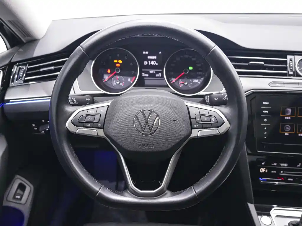 VOLKSWAGEN MAGOTAN 2022