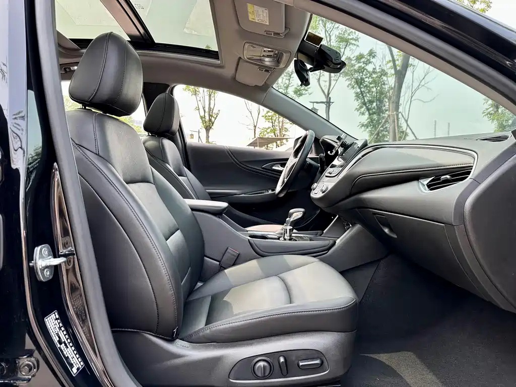 CHEVROLET MALIBU XL 2022