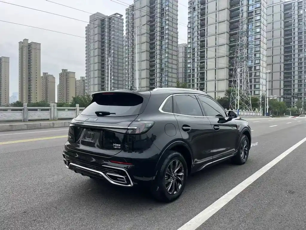 HONGQI HS5 2023