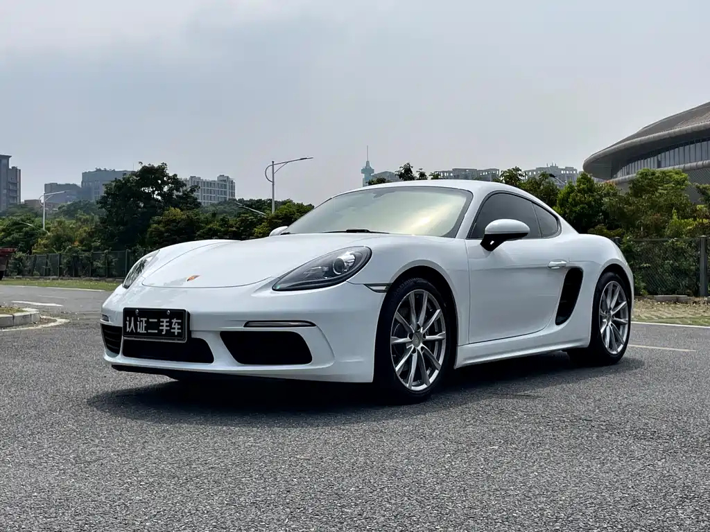 PORSCHE 718 2016