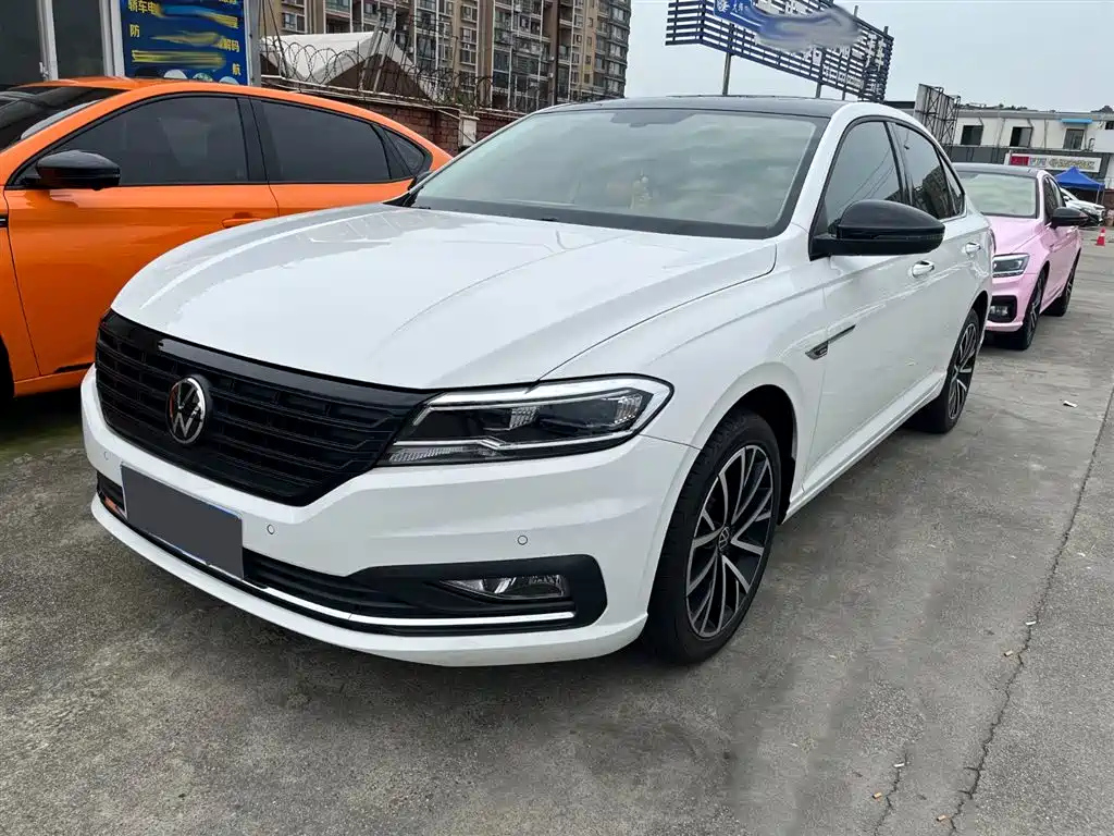 VOLKSWAGEN LAVIDA 2022