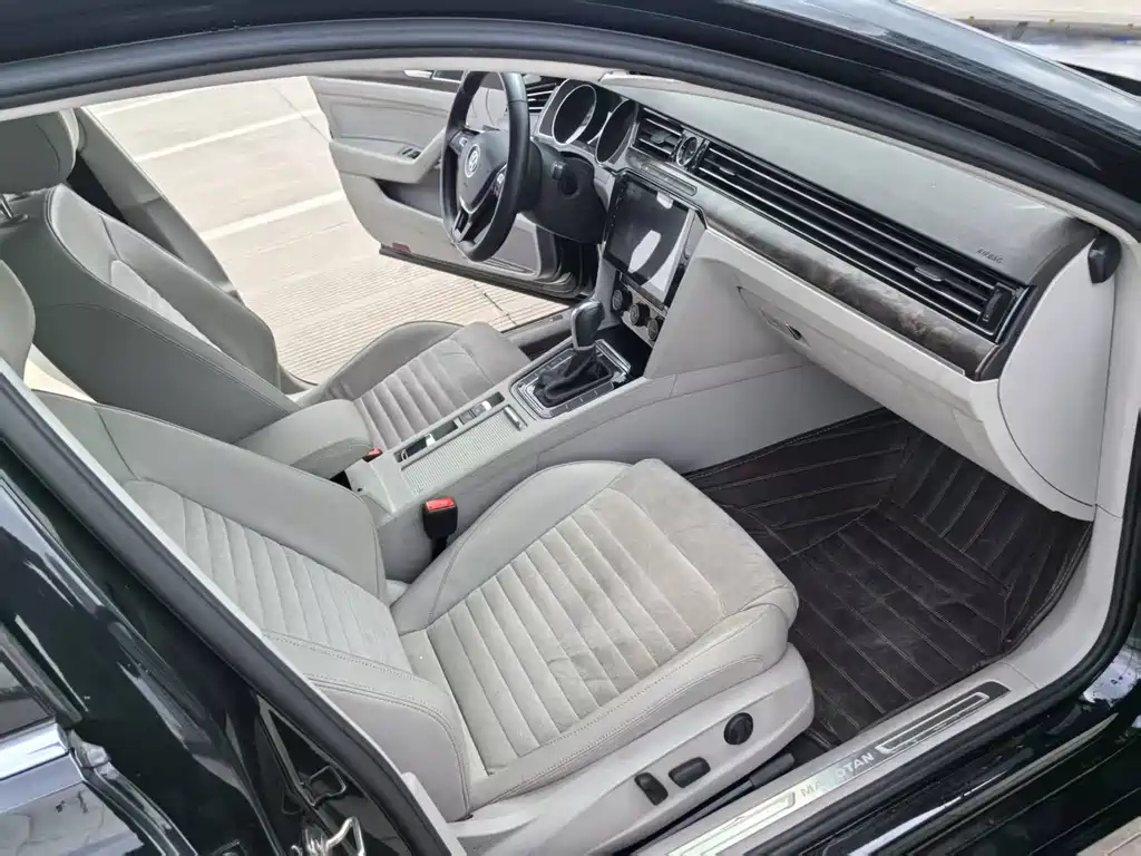 VOLKSWAGEN MAGOTAN 2018