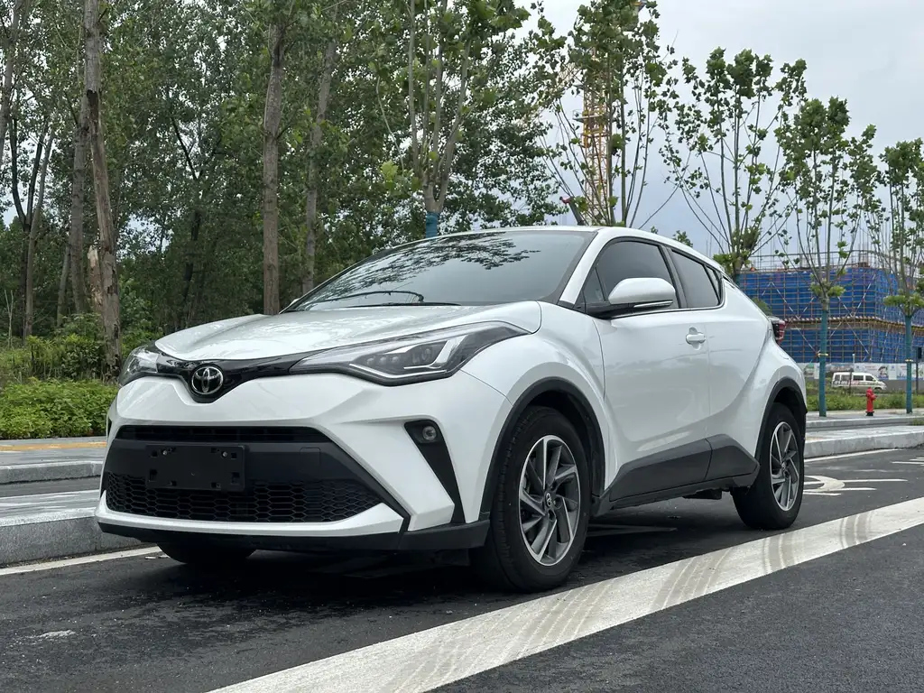 TOYOTA C-HR 2021