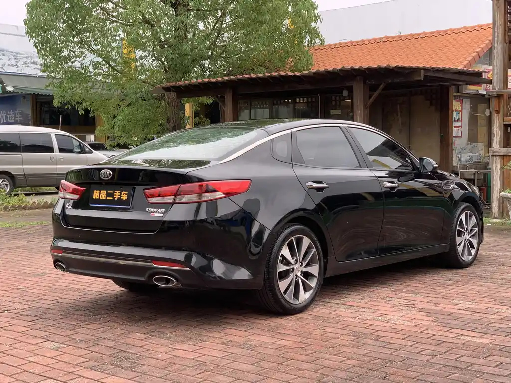 KIA K5 2016