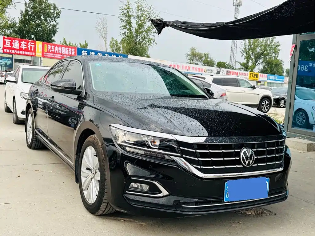 VOLKSWAGEN PASSAT 2019
