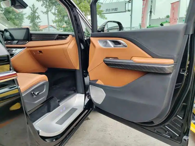 HONGQI HQ9 2024