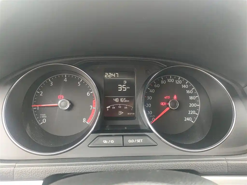 VOLKSWAGEN LAVIDA 2019