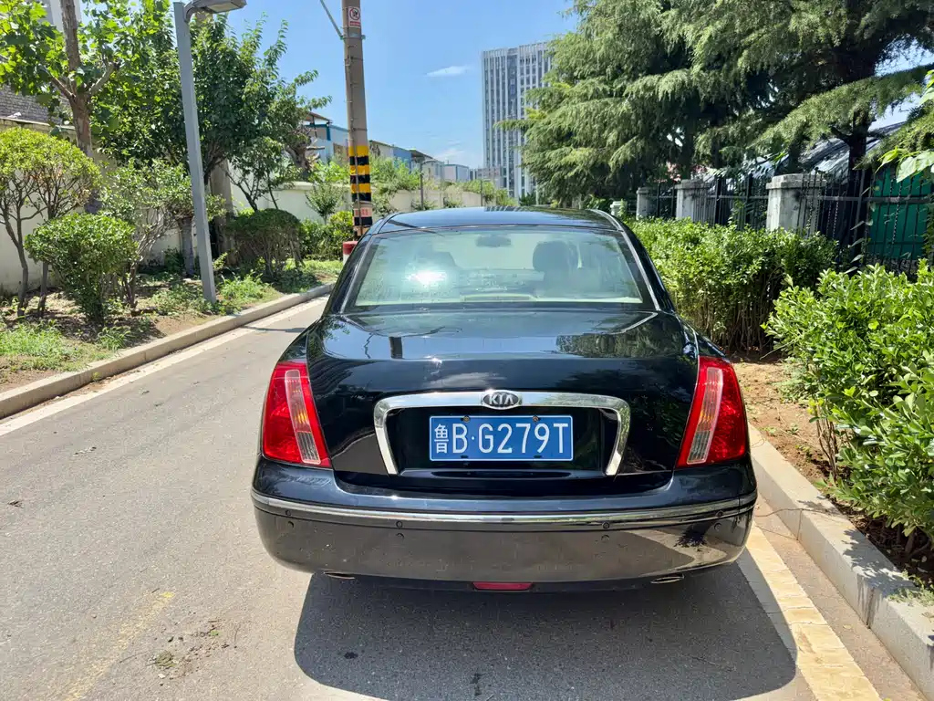 KIA OPIRUS 2008