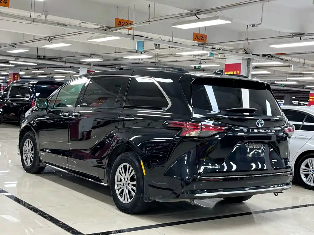 TOYOTA SIENNA SIENNA 2021