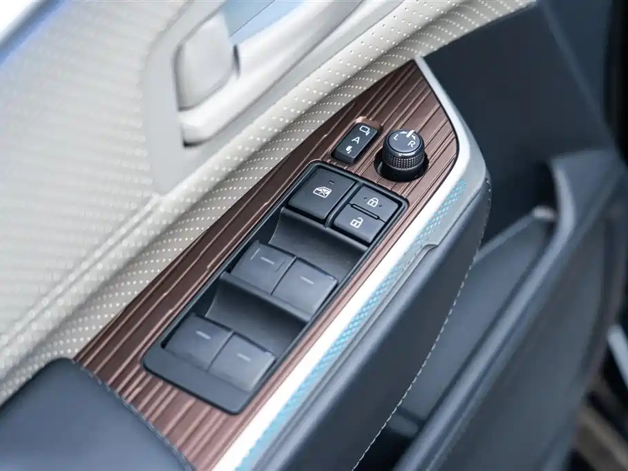 TOYOTA SIENNA SIENNA 2024